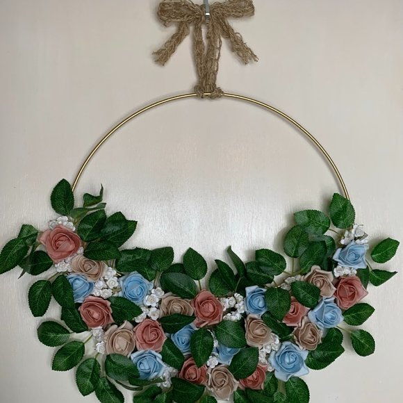 Beautiful Springtime Floral Wreath - Picture 2 of 7